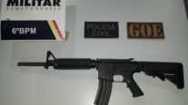 Ação integrada apreende réplica de fuzil no interior