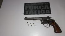 Força Tática apreende arma de fogo e prende homem em Nobres