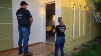 Suspeita de vender terrenos e financiar casas que não existiam para famílias de baixa renda é alvo de operação em MT