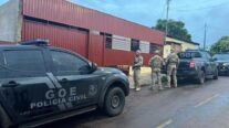 Quatro suspeitos de matar policial são presos e um morre durante operação em MT