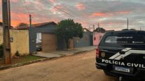 Polícia Civil cumpre 21 mandados contra integrantes de uma rede de tráfico de drogas em Poconé