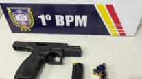 Homem é preso pela Polícia Militar com pistola e munições em Cuiabá