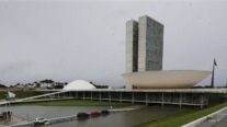 Congresso Nacional é a instituição em que os brasileiros menos confiam, diz pesquisa