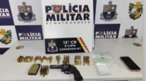 Polícia Militar prende homem por ameaça contra a ex-namorada e apreende arma de fogo com 157 munições