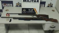 Polícia Militar prende homem por atirar em cachorro e apreende armas na zona rural de Canarana