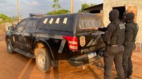 Polícia Civil deflagra operação para desarticular esquema de tráfico de drogas e extorsão de facção criminosa em Aripuanã