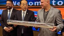 Prefeito apresenta projeto de mobilidade à maior fabricante de trens do mundo