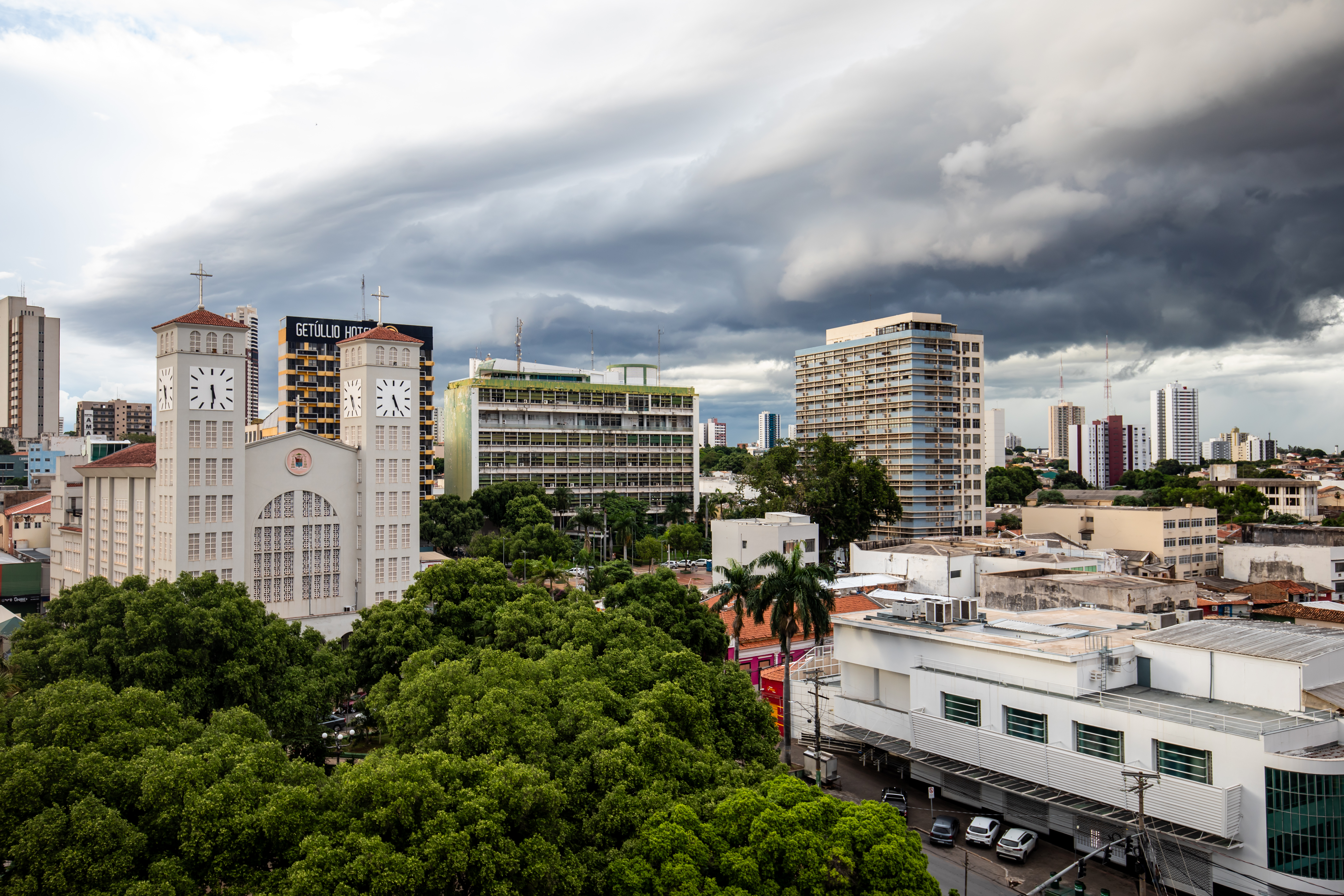 Prefeitura de Cuiabá dará posse a 12 auditores fiscais na sexta-feira (16)