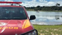 Bombeiros resgatam corpo de adolescente após afogamento em lago