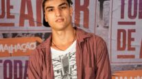 Mesmo no ar e filho de famosos, ex-Malhação faz bico em loja: “Para não ficar sem comer”