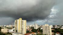 Alerta de tempestade com possibilidade de granizo atinge municípios de MT